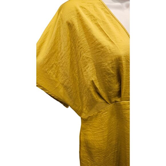 NWT misguided mixed media formal tunic blouse top sz 6 US satin open back classy - Picture 3 of 9